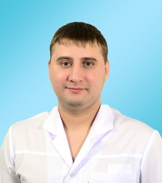 Бадин Сергей Владимирович – Врач-стоматолог